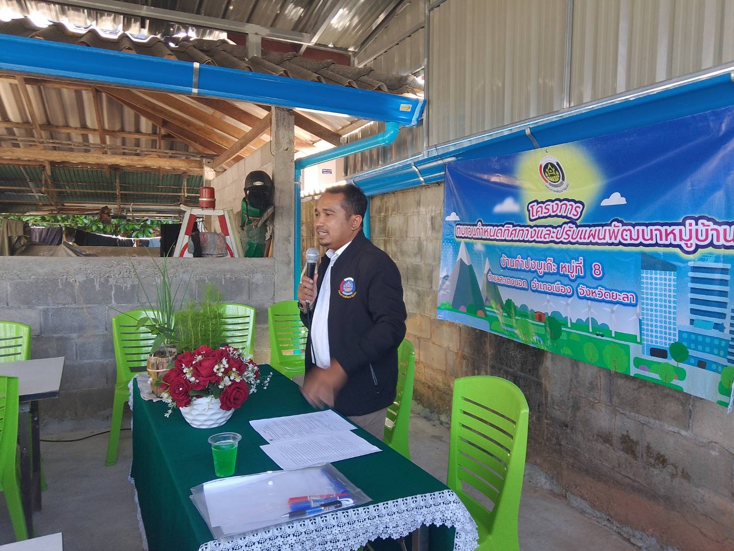 พช.เมืองยะลา จัดกิจกรรมโครงการทบทวน กำหนดทิศทาง และปรับแผนพัฒนาหมู่บ้าน บ้านกำปงบูเก๊ะ หมู่ที่ 8 ตำบลสะเตงนอก อำเภอเมืองยะลา จังหวัดยะลา