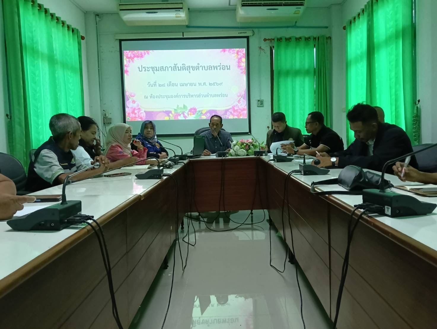 พช.เมืองยะลา ร่วมประชุมสภาสันติสุขตำบลพร่อน
