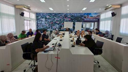 พช. เมืองยะลาจัดประชุมเชิงปฏิบัติการส่งเสริมการบูรณาการกลไกการขับเคลื่อนการขจัดความยากจนระดับอำเภอ